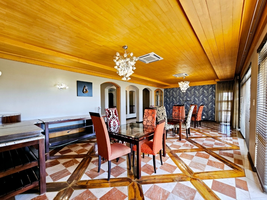 8 Bedroom Property for Sale in Waverley Free State